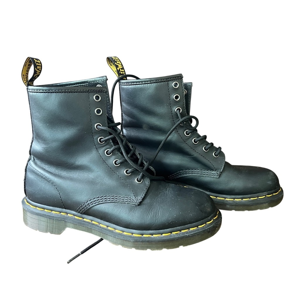DOC DR MARTENS 1460W Black Smooth Leather Lace-Up Boots ‼️DAMAGED TOES‼️ sz 8-US